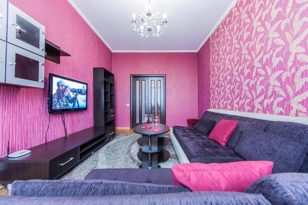 Rent-Kiev 2 Min Metro Chernihivska Lux Exterior photo
