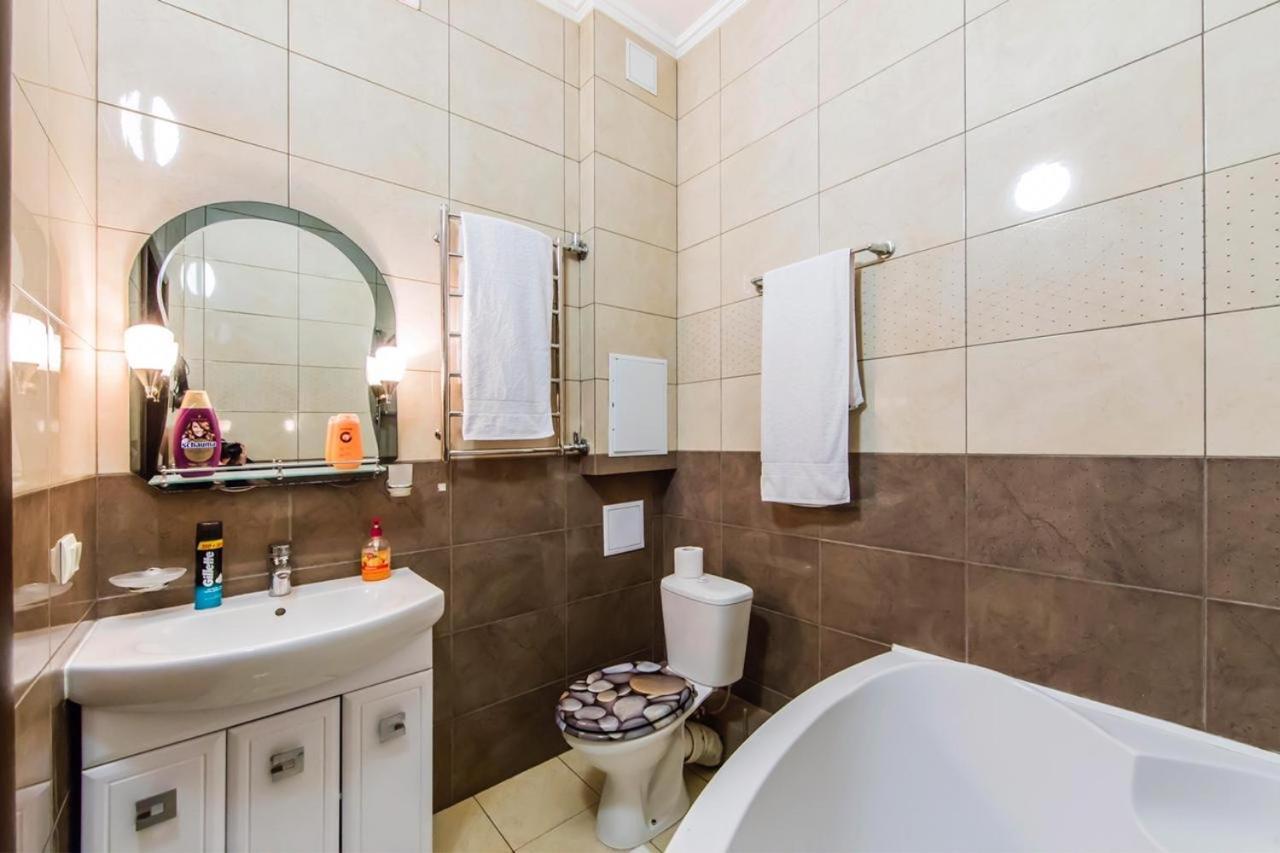 Rent-Kiev 2 Min Metro Chernihivska Lux Exterior photo