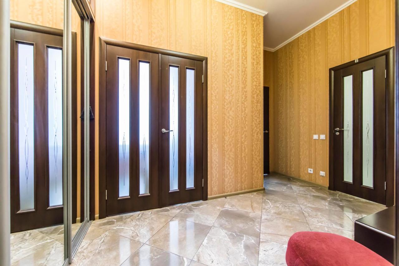 Rent-Kiev 2 Min Metro Chernihivska Lux Exterior photo